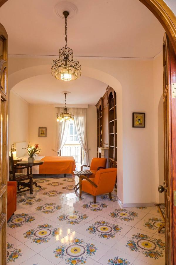 Appartement Don Valerio Sorrente Extérieur photo